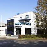 Tammsaare Full Automated Hotel 3*