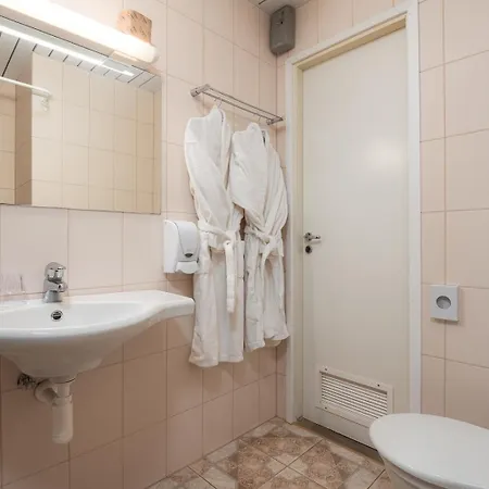 Tammsaare Full Automated Hotel 3*
