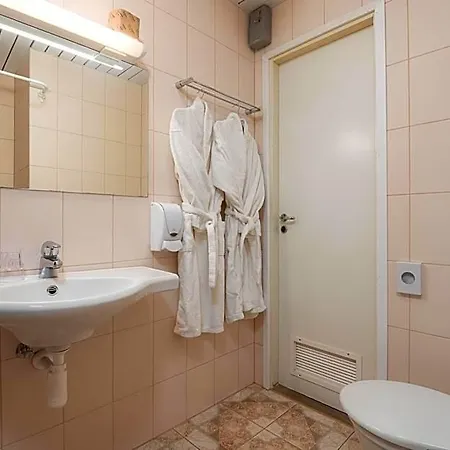 Tammsaare Full Automated Hotel Pärnu